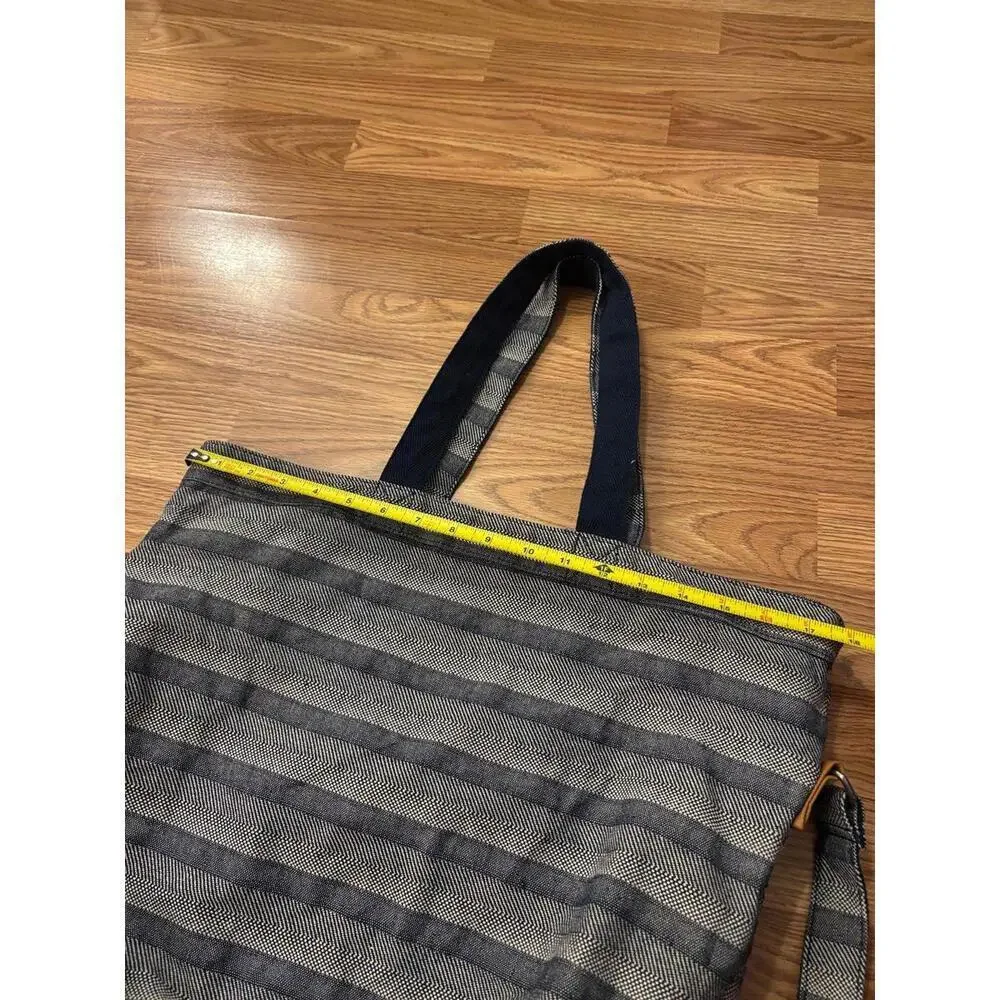 Thirty-One Striped Navy Blue Tote Bag - Picture 3 of 8